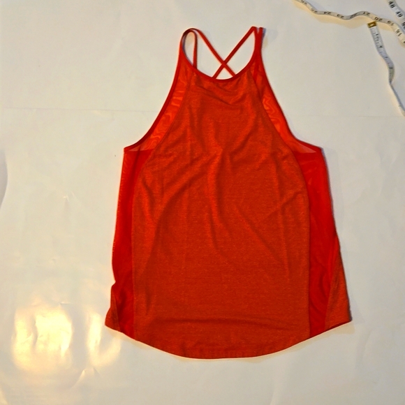 Lululemon run off Route tank size 4 Red - Picture 2 of 8